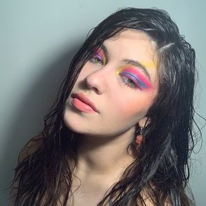 Meet your Posher, Violet